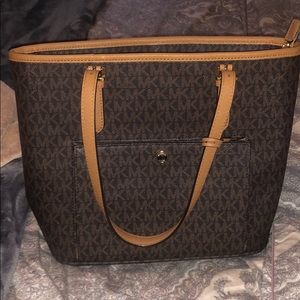 Michale Kors Voyager Ladies Medium Tote